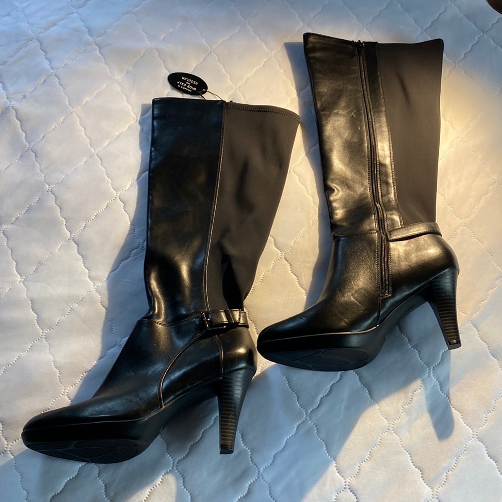 Size 10 wide calf Alfani step n flex platform boots. Never worn!
